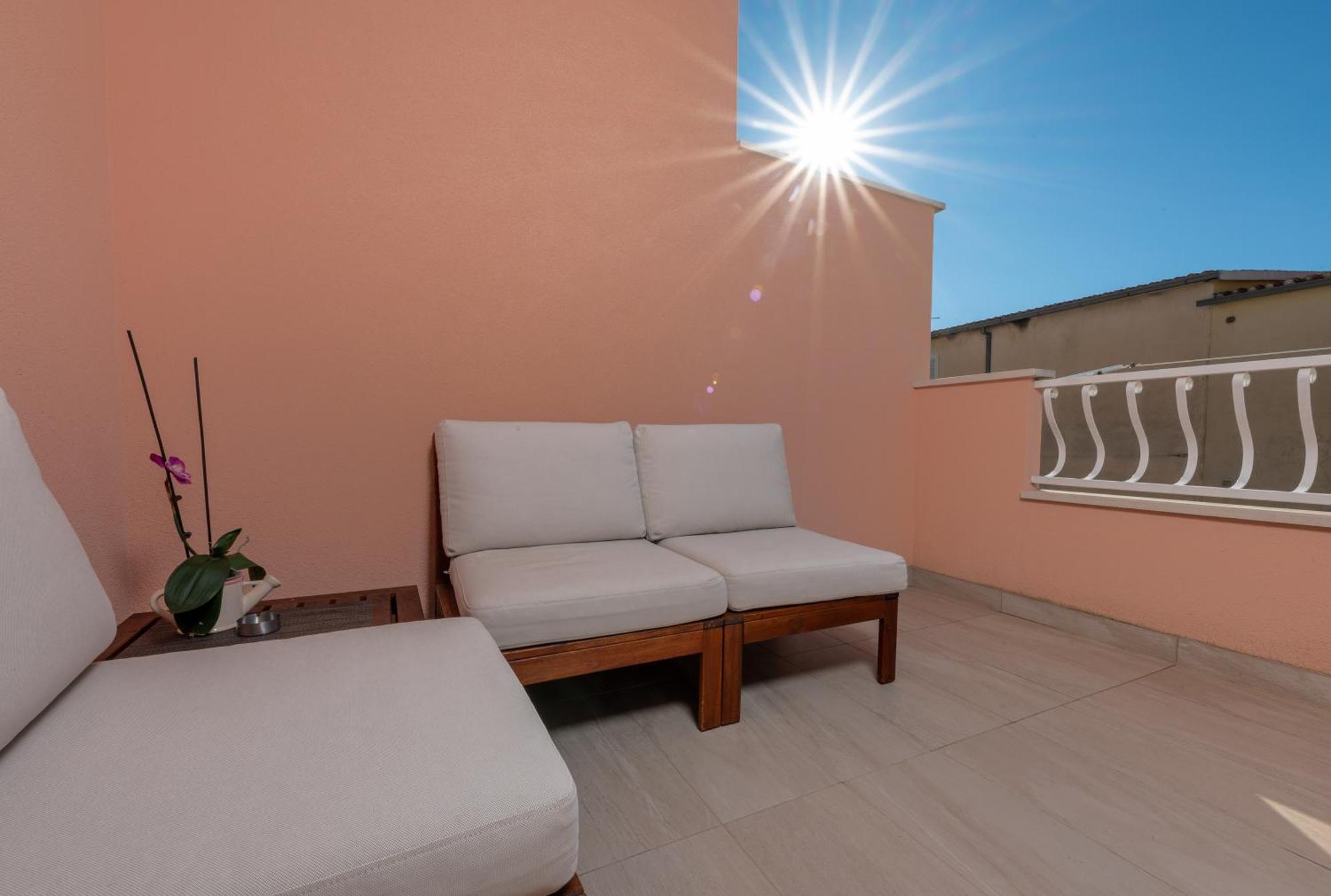 Villa Rossa Tučepi Exterior foto